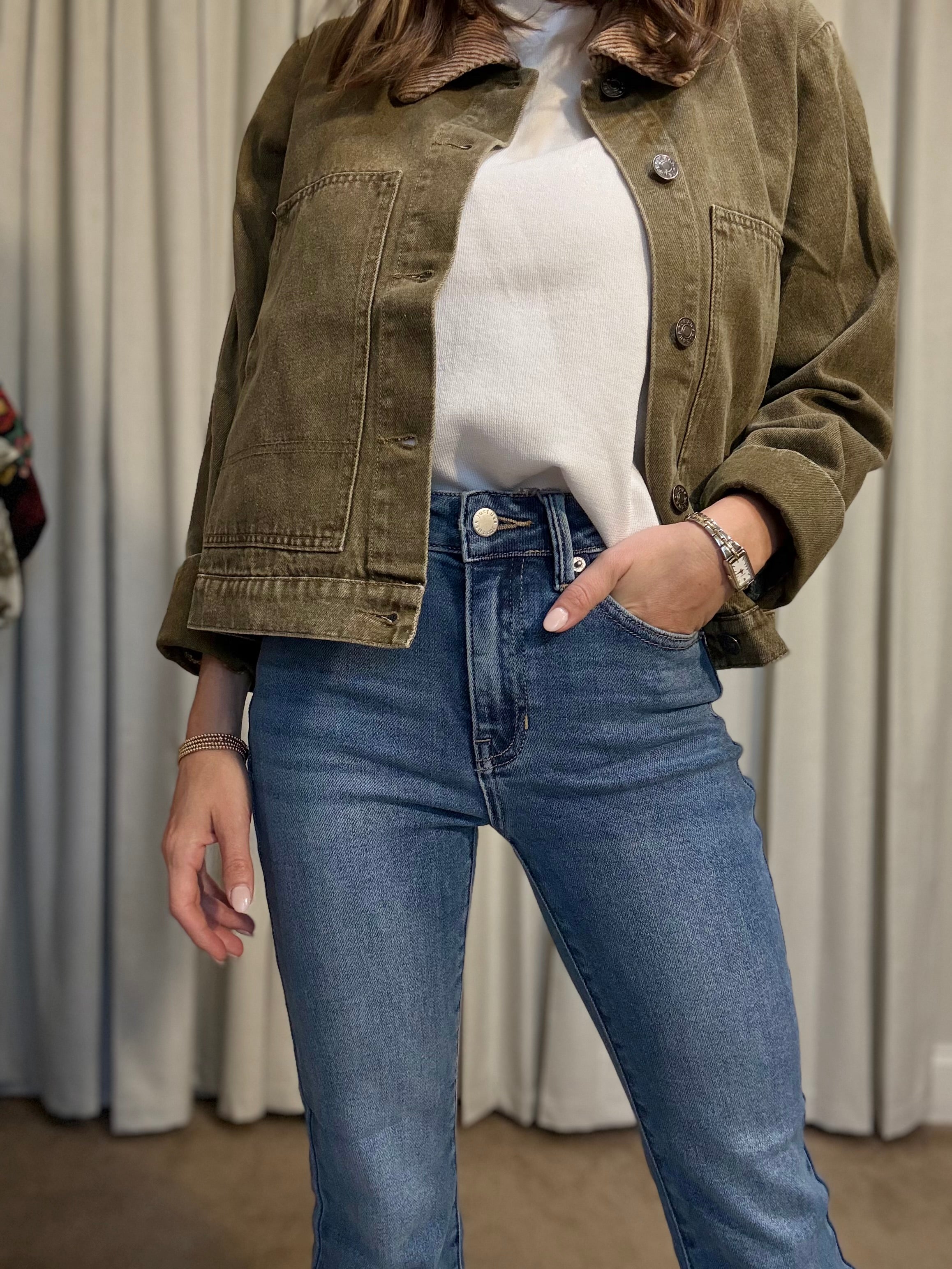 Tujunga Cropped Flare