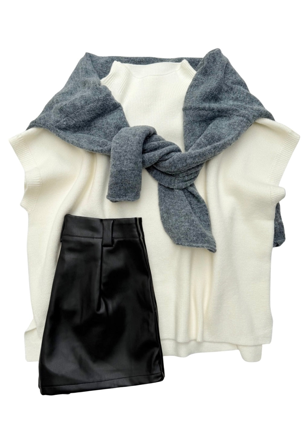 Pleated Detail Short