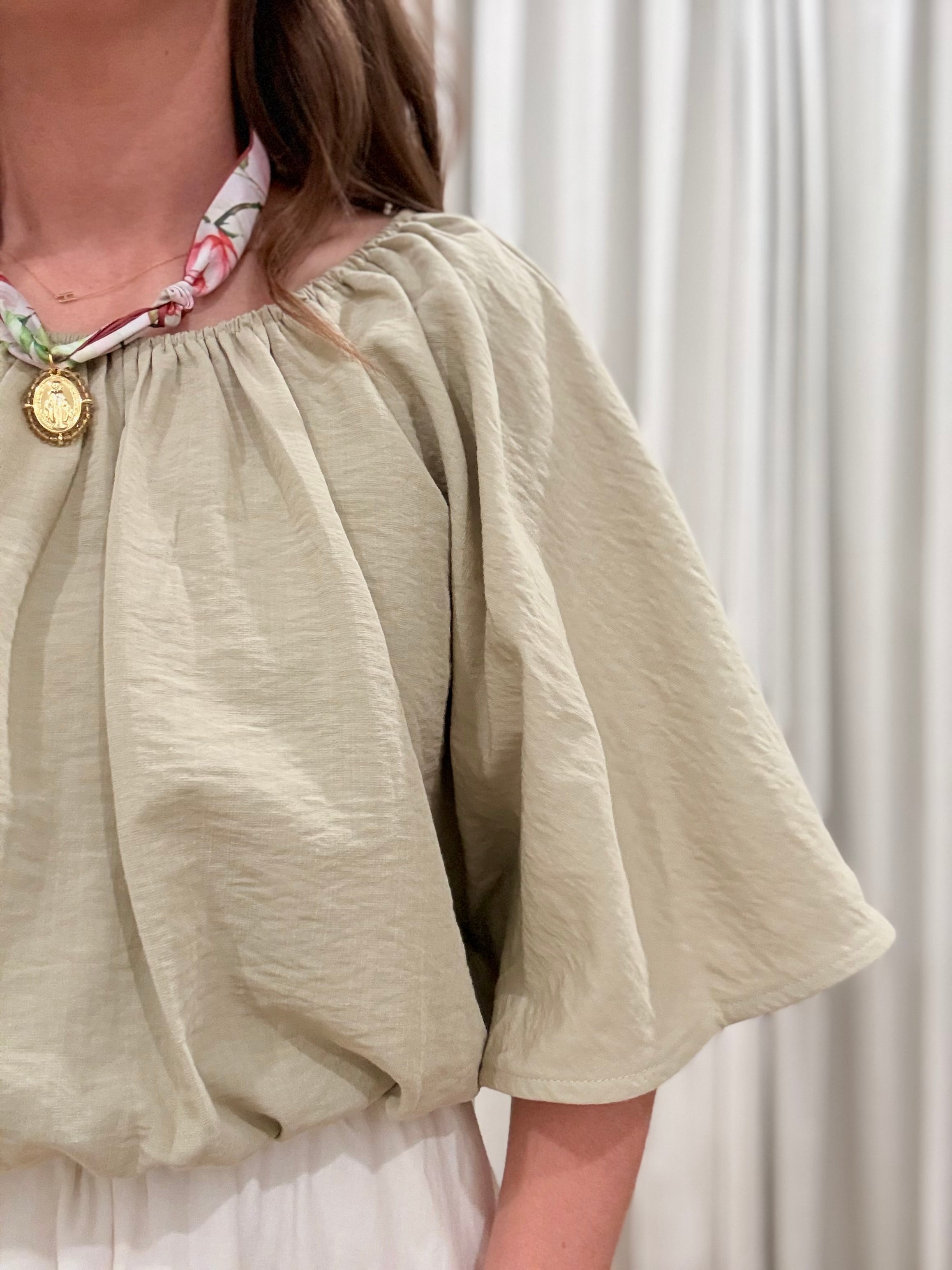 Shirred Voluminous Sleeve Blouse